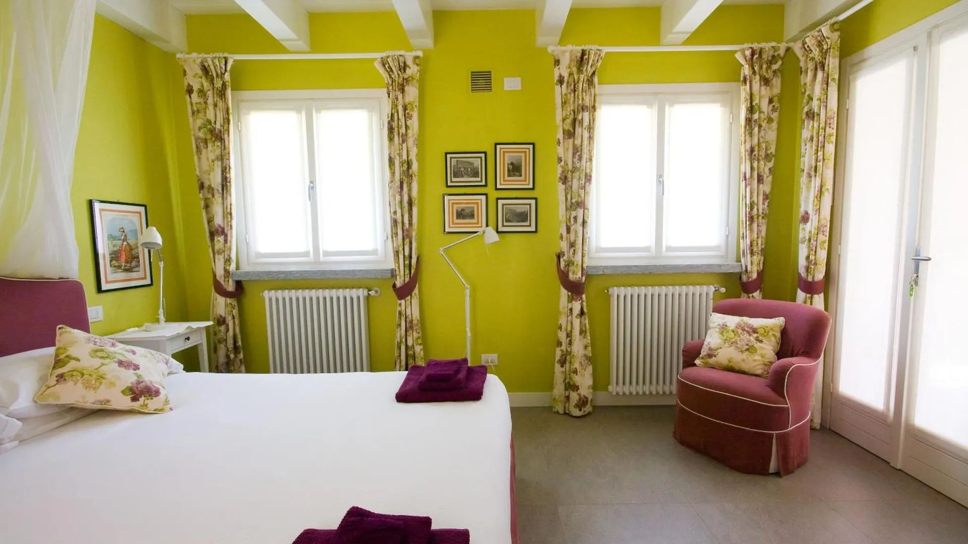 Agriturismo Castello Di Vezio Varenna 0*,  Olaszország