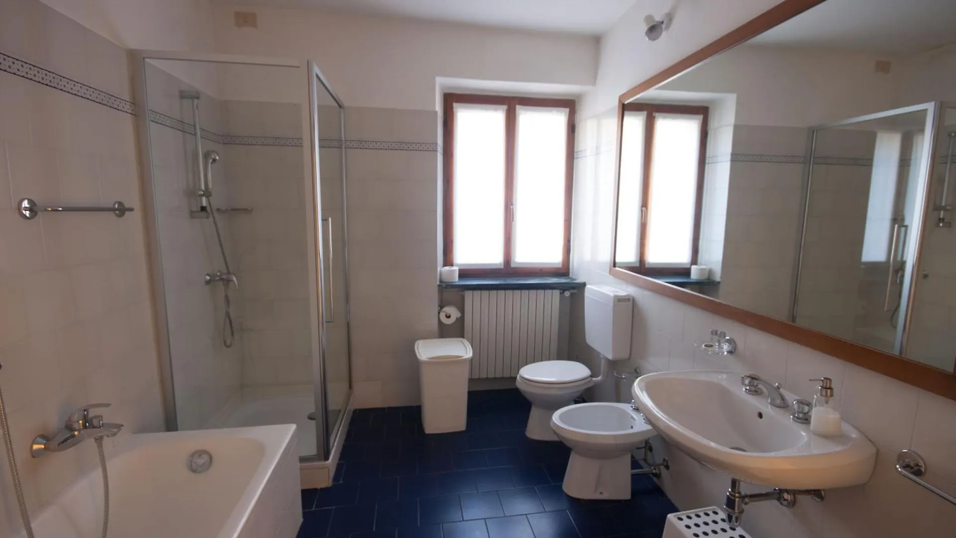 Apartmanhotel Agriturismo Castello Di Vezio Varenna