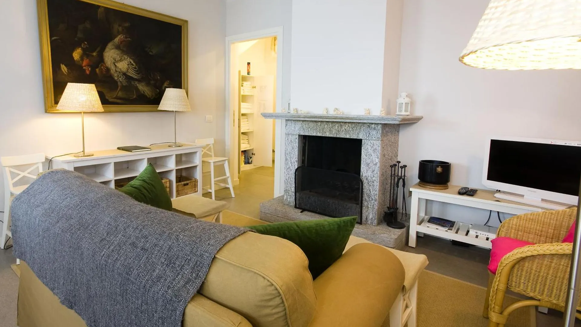 Apartmanhotel Agriturismo Castello Di Vezio Varenna Olaszország