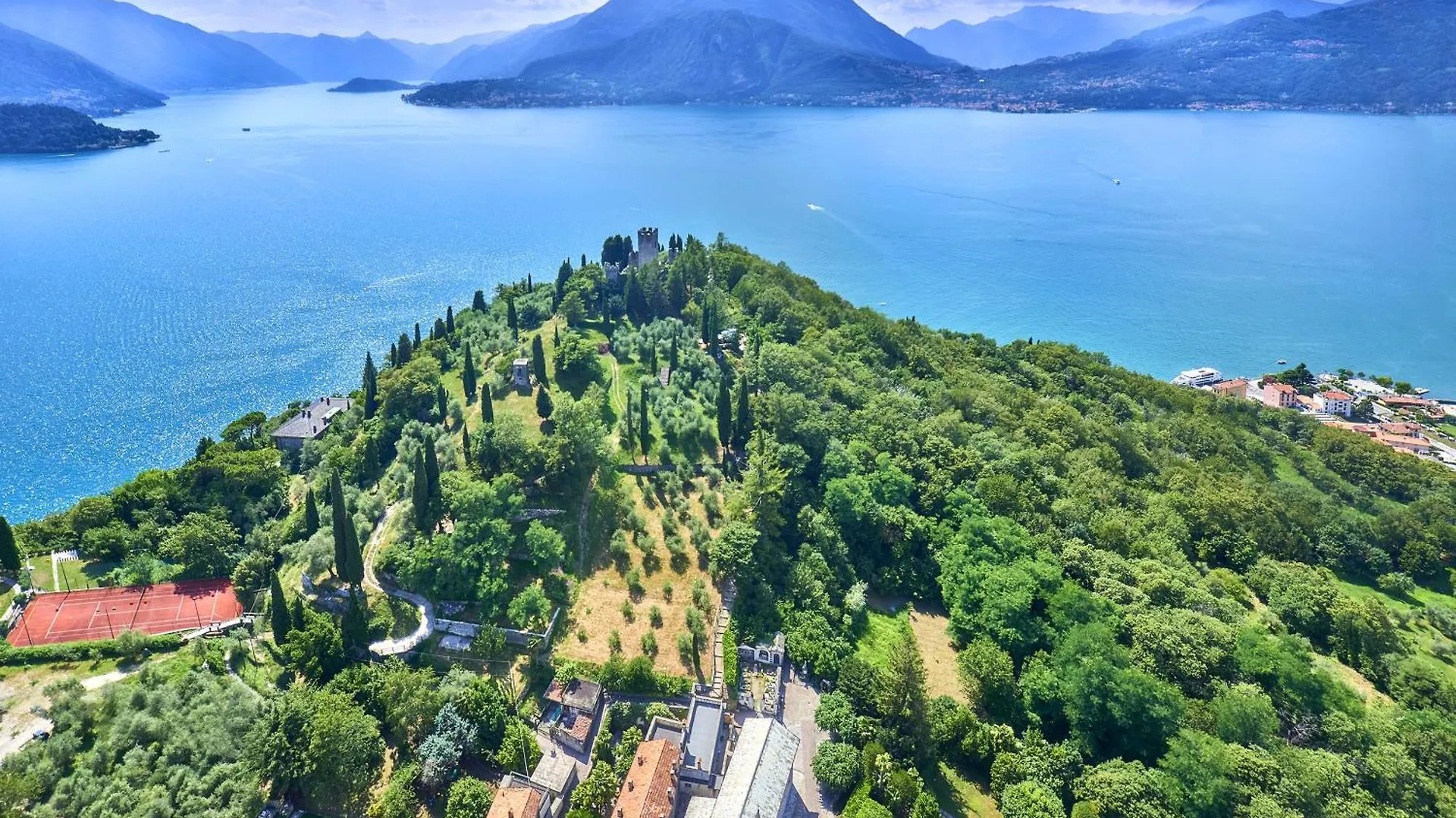 Agriturismo Castello Di Vezio Varenna 0*,  Itálie